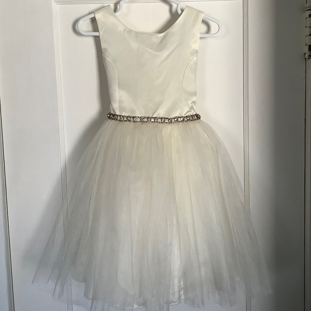 Claire Bell girls size 6